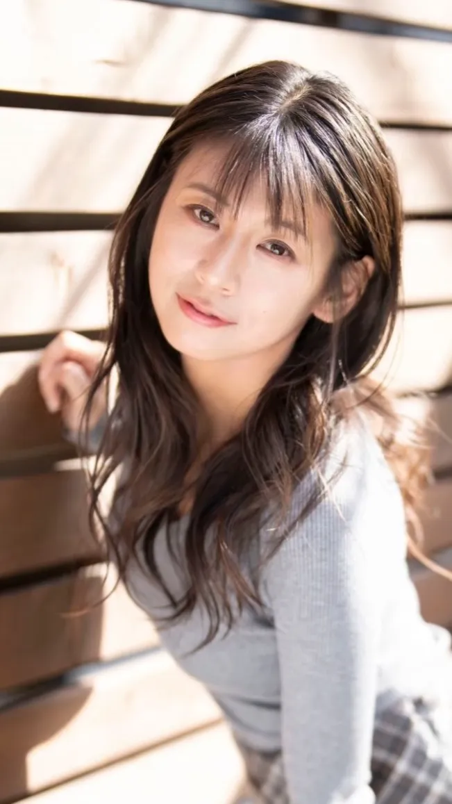 株式会社グラビアアイドル 所属タレント 小阪由佳 - タレント・グラビアアイドル